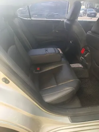430 Авто на свадьбу Lexus ES 300h золотой аренда с водителем Киев - изображение 5