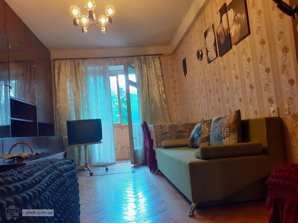 Посуточная аренда квартиры в Киеве. 3-комнатная рядом с Метро Левобережная Киев - изображение 1