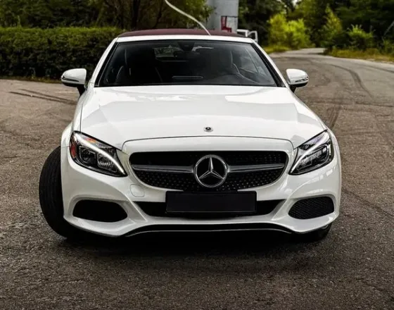 081 Прокат Mercedes-Benz C300 Cabrio белый без водителя в Киеве Киев