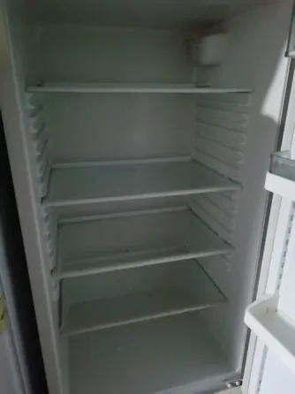 Продам Холодильник Чернобай
