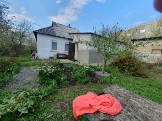 Продаж будинку смт Баришівка, центр 3 кімн., 67 кв.м., 11 соток Барышевка