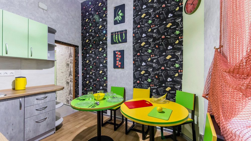 Здається місце в гуртожитку метро Вокзальна Київ - зображення 1