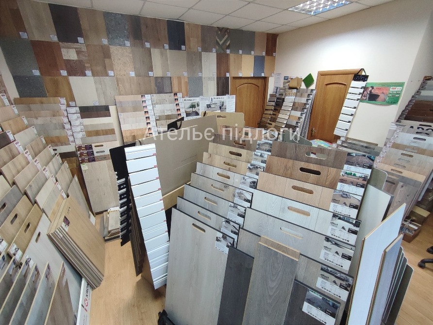 Ательє підлоги, ламінат, лінолеум, вінілова підлога, плінтус, підложка Київ - зображення 1