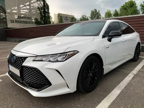 Toyota Avalon белая аренда авто на свадьбу Київ - зображення 1