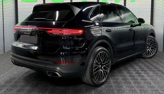 436 Porsche Cayenne New прокат без водителя Киев
