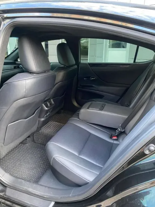 429 Авто на свадьбу Lexus ES 300h аренда с водителем Київ - зображення 6