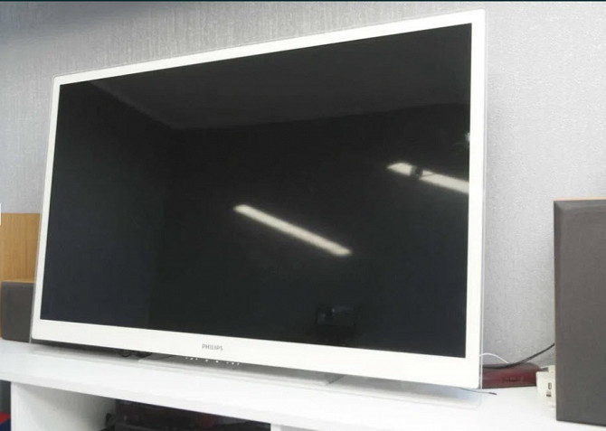 Телевізор 47" Philips 47Pdl6907K/12 Рівне - зображення 4