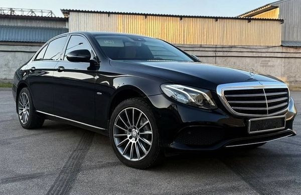 260 Прокат авто Mercedes Benz Е Class W213 без водителя Киев Київ - зображення 1