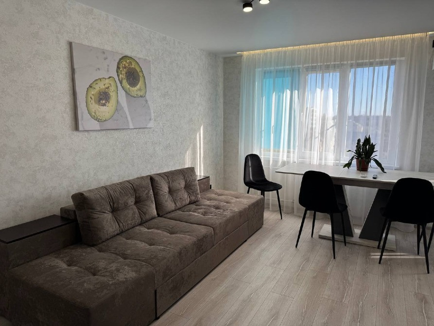 Продаж гарної 3-кімнатної квартири з новим якісним ремонтом Черкаси - зображення 2