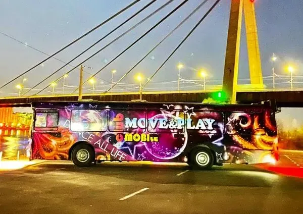 367 Автобус Пати бас Move & Play аренда на день рождения Київ - зображення 1