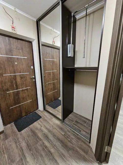 1-кімнатна з ремонтом та меблями Атлант Бровари - зображення 4