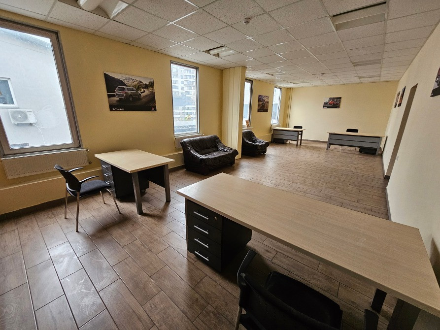 Орендна офісних приміщень в м.Луцьку по вул. Карпенка-Карого Луцьк - зображення 5