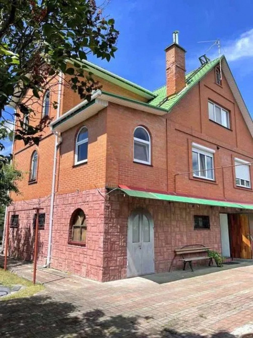 Продається просторий будинок у м. Березань від власника Березань - зображення 1