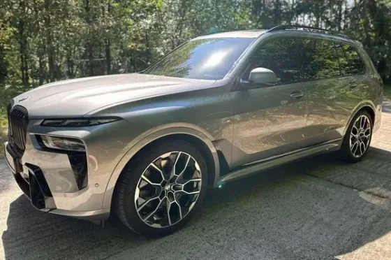 265 Аренда Bmw X7 40D 2024 серый внедорожник с водителем на свадьбу Киев