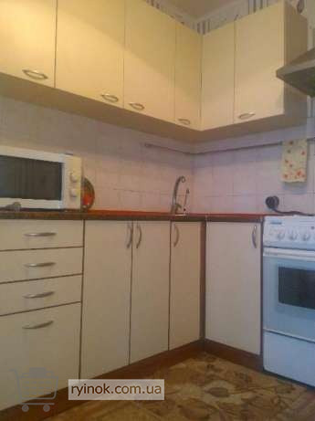 Сдам комнату ул.Титова.Героев Сталинграда у остановки чистая девушке Днепр - изображение 1