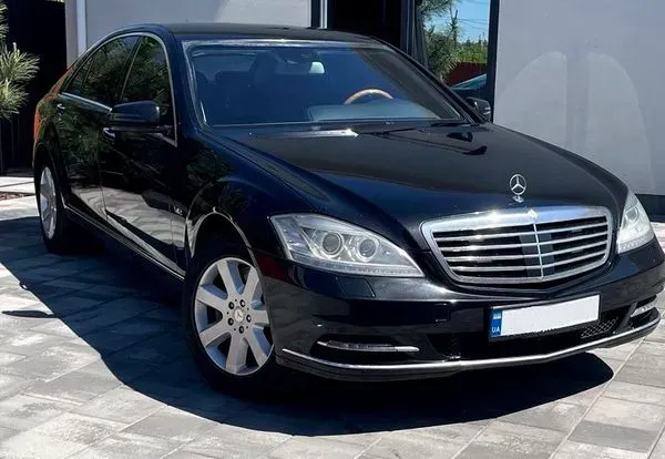 128 Бронированный Mercedes Benz W221 S600 Guard B7 на прокат Київ - зображення 1