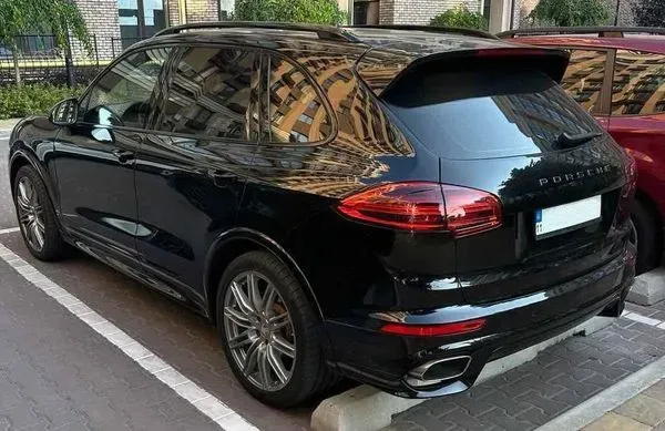 259 Аренда Porsche Cayenne черный на свадьбу с водителем Київ - зображення 2