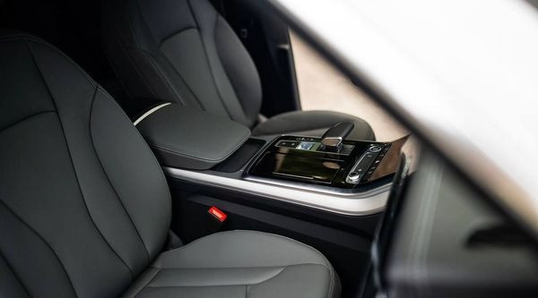 041 Bнедорожник Audi Q8 белая прокат аренда с водителем без водителя Київ - зображення 6