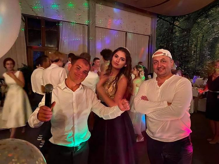 Ведучий і ді джей на випускний, жива музика, тамада на весілля Київ - зображення 1