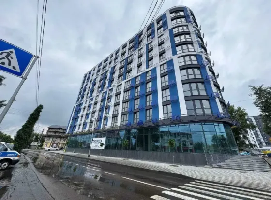 Здам в оренду приміщення 900м., метро Славутич Киев