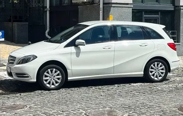 437 Авто на свадьбу Mercedes Benz W246 B class белый Київ - зображення 3