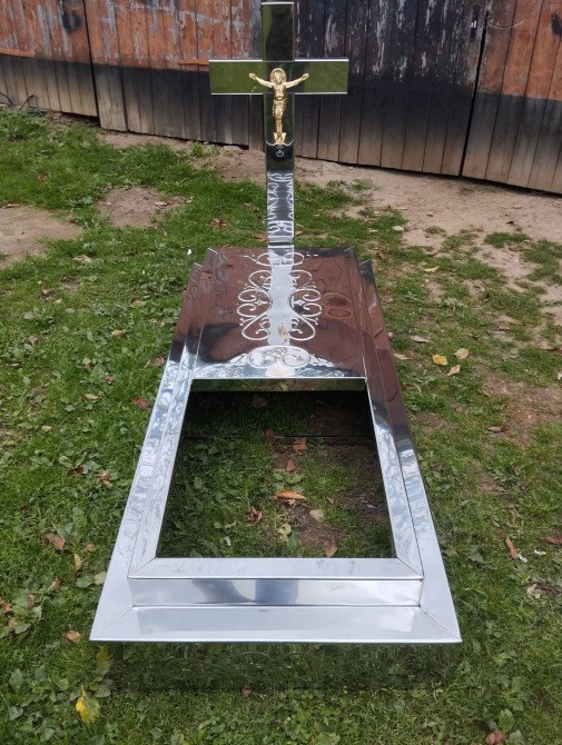 Продаж / виготовлення пам’ятників / надгробку з нержавіючої сталі Самбор - изображение 1