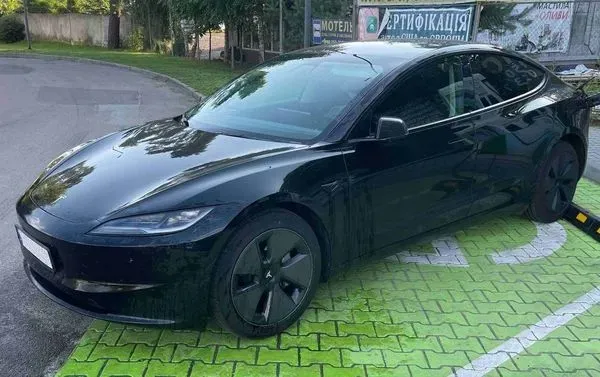 242 Авто на свадьбу Tesla Model 3 черная с водителем Київ - зображення 1