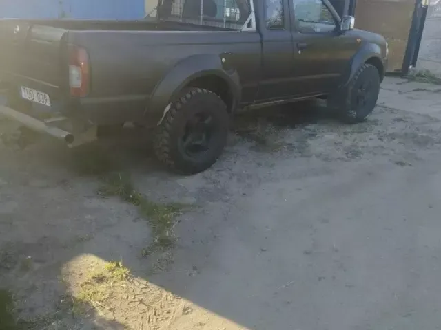 Продам Nissan Navara 2.5 Дизель Днепр - изображение 2