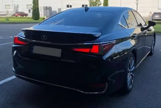 429 Авто на свадьбу Lexus ES 300h аренда с водителем Киев