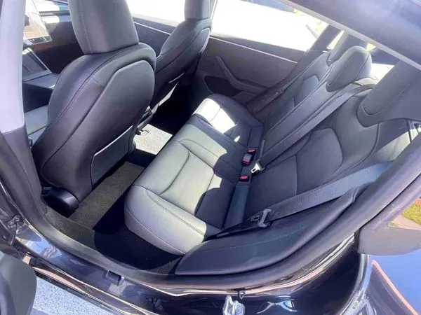 305 Авто на свадьбу Tesla Model 3 cерая с водителем Київ - зображення 3