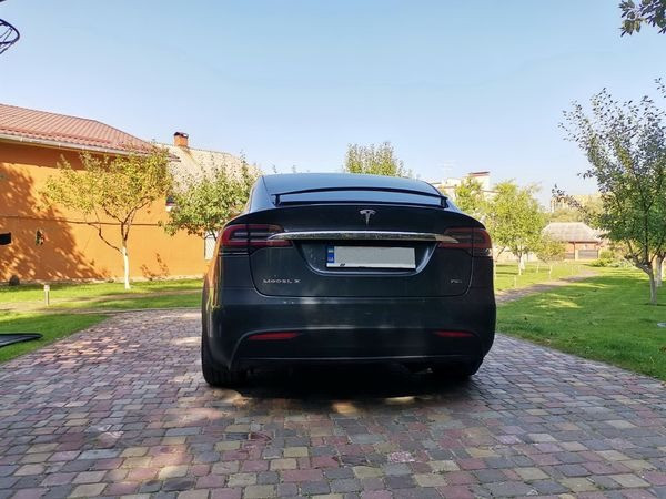 075 Tesla Model X серая электрический внедорожник арендовать на свадьб Київ - зображення 6