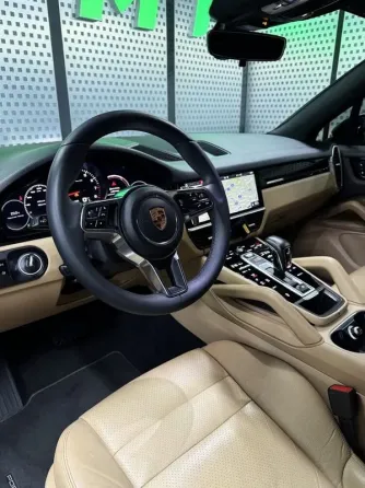 436 Porsche Cayenne New прокат без водителя Киев