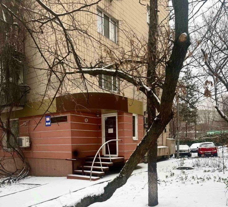 Снять 4-комнатную квартиру в Киеве. Центр. Метро Печерская, посуточно Киев - изображение 12