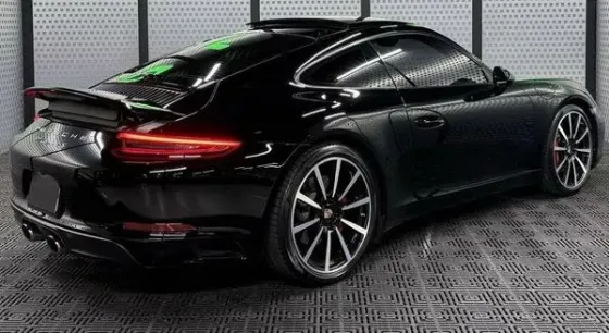 435 Прокат Porsche 911 S без водителя в Киеве (черный Киев