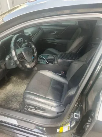 429 Авто на свадьбу Lexus ES 300h аренда с водителем Киев