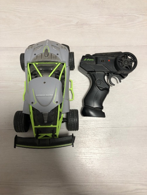 машинка на радіо управлінні б/у Киев - изображение 4