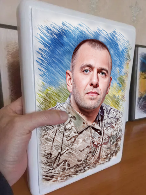 Василь Малюк фото- портрет, картина на дереві Золотоноша - изображение 2