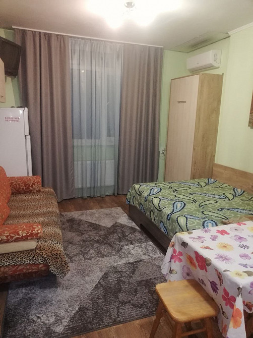 Снять квартиру посуточно на Борщаговке Київ - зображення 1