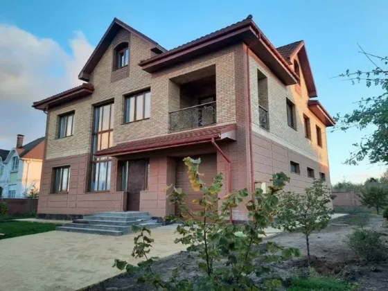 Продам сучасний будинок в с. Гореничі Київ