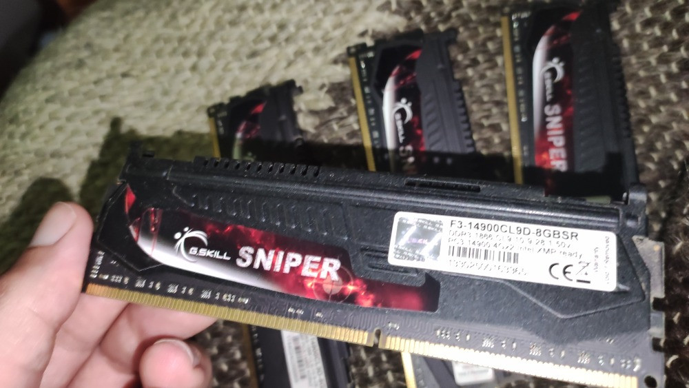 Продам комплект : Asrock Z68 Extreme4 Gen3 + Intel Киев - изображение 4