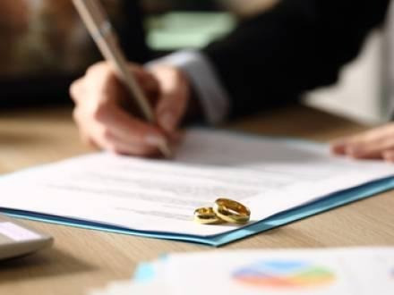 Адвокат у справах про розірвання шлюбу з особою, яка засуджена Київ Київ - зображення 2