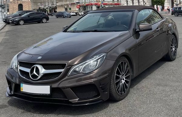 407 Кабриолет Mercedes E350 Bluetec на свадьбу съемки Київ - зображення 6