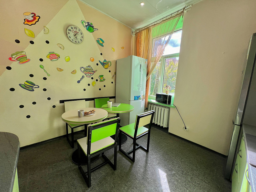 В пешей доступности Хостел метро Лукьяновская ЖД Вокзал Киев - изображение 6