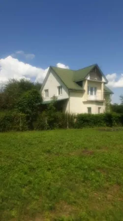 Будинок двоповерховий продам в с. Недра Березань