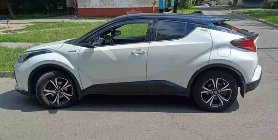 083 Внедорожник на свадьбу Toyota CH-R 2019 белый аренда Киев