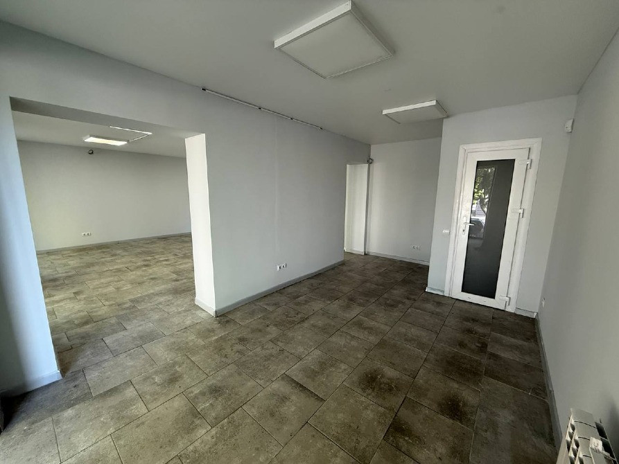 Оренда фасадного приміщення, Відродженння Луцьк - зображення 3