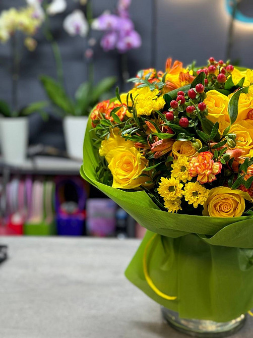 Квіти, Оболонь, доставка, флорист, купити, замовити букет Magic Trio Київ - зображення 2