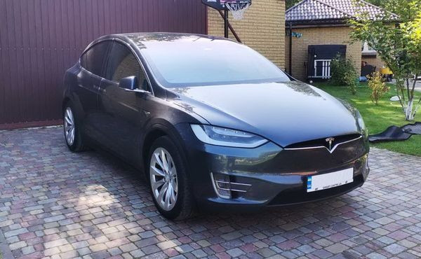 075 Tesla Model X серая электрический внедорожник арендовать на свадьб Київ - зображення 2