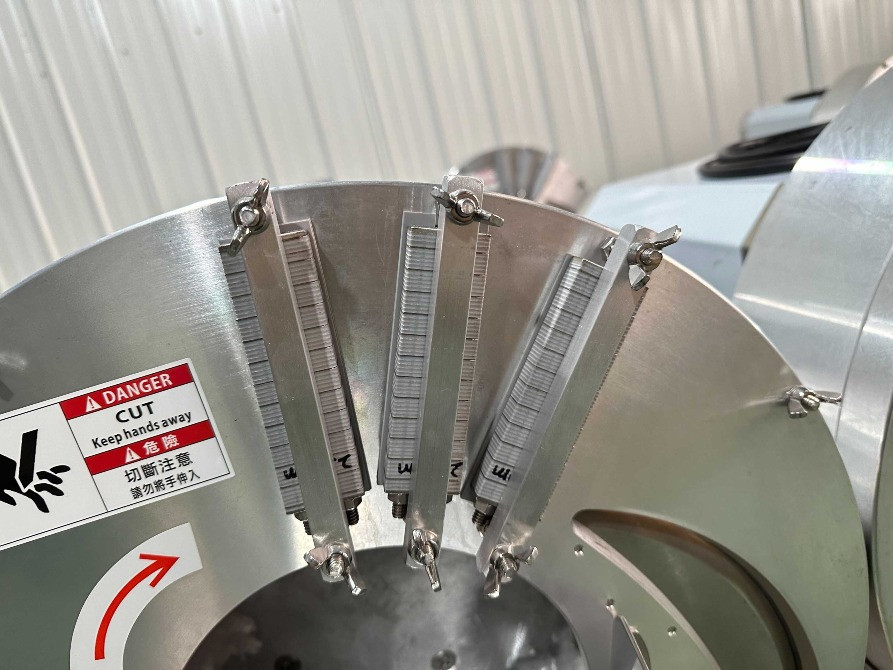 Овочерізка для нарізки соломкою, слайсами STvega Carrot Shredder 500 Київ - зображення 4