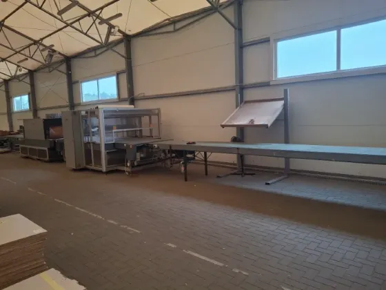 Лінія упаковки в термозбіжну плівку фірми Bvm Киев